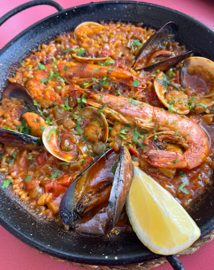 Paella de marisc Can Vilamarí